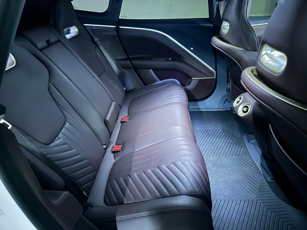 2023 Avatr 11 BEV 90KWH,autocango,china used car exporter,china ev exporter,chinese used car exporter,chinese used ev exporter