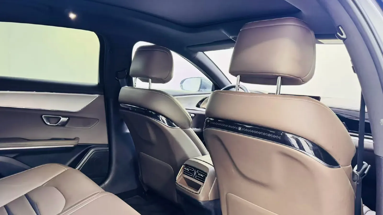 2020 WEY VV7 2.0T 227HP L4 7DCT PHEV,autocango,china used car exporter,china ev exporter,chinese used car exporter,chinese used ev exporter