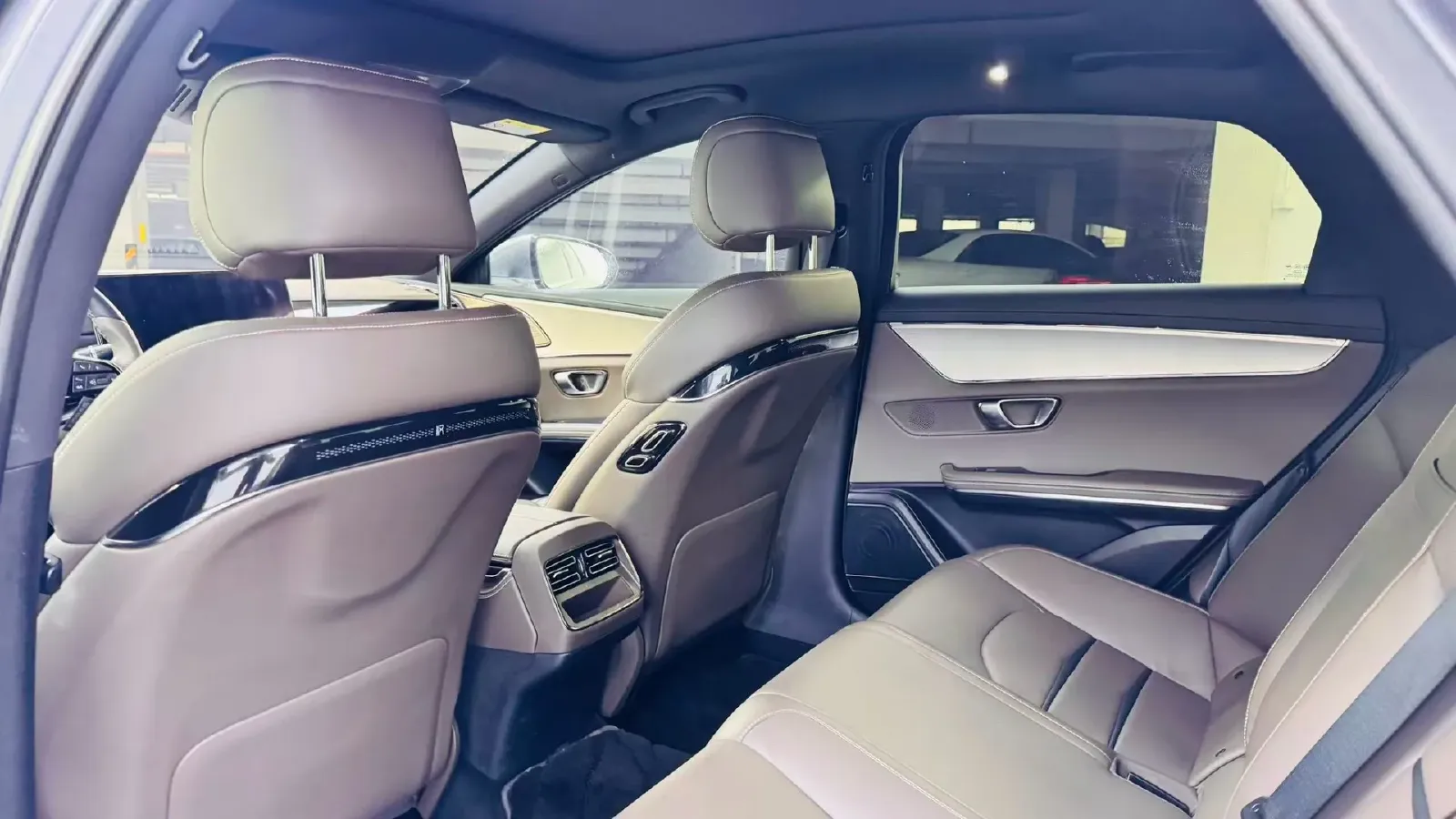 2020 WEY VV7 2.0T 227HP L4 7DCT PHEV,autocango,china used car exporter,china ev exporter,chinese used car exporter,chinese used ev exporter