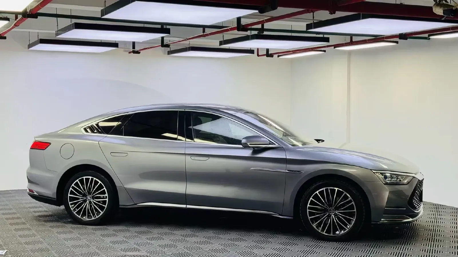 2020 WEY VV7 2.0T 227HP L4 7DCT PHEV,autocango,china used car exporter,china ev exporter,chinese used car exporter,chinese used ev exporter