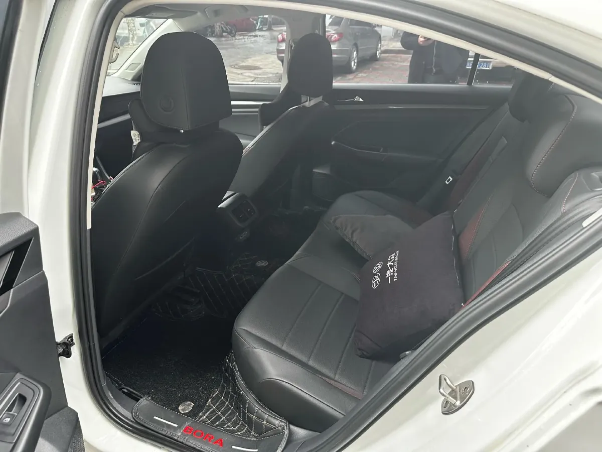 2021 Volkswagen Bora 1.2T 116HP L4 7DCT,autocango,china used car exporter,china ev exporter,chinese used car exporter,chinese used ev exporter