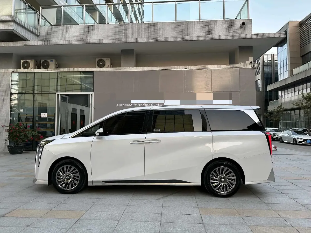 2023 GAC Trumpchi M8 2.0T 252HP L4 8AT,autocango,china used car exporter,china ev exporter,chinese used car exporter,chinese used ev exporter