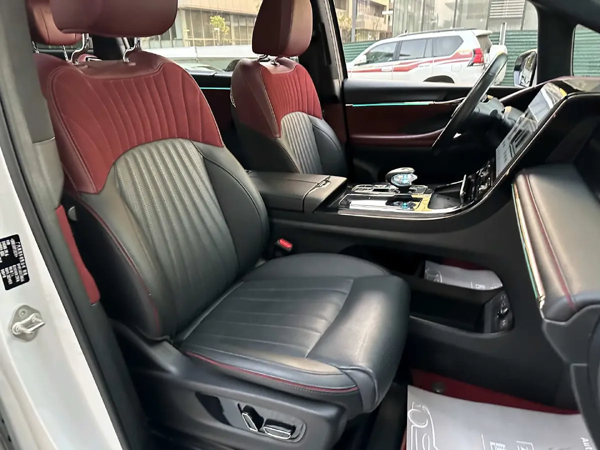 2023 GAC Trumpchi M8 2.0T 252HP L4 8AT,autocango,china used car exporter,china ev exporter,chinese used car exporter,chinese used ev exporter