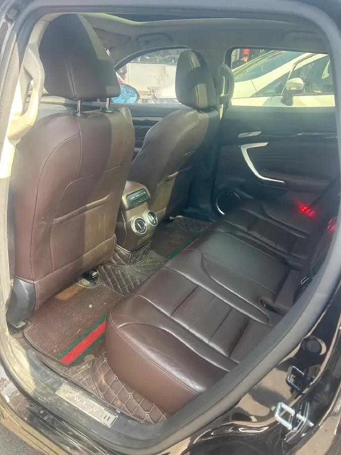 2017 WEY VV7 2.0T 234HP L4 7DCT,autocango,china used car exporter,china ev exporter,chinese used car exporter,chinese used ev exporter