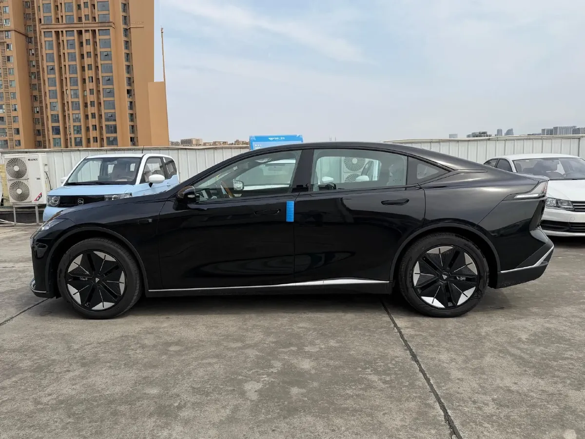 2025 Deepal SL03 BEV 56.1KWH,autocango,china used car exporter,china ev exporter,chinese used car exporter,chinese used ev exporter