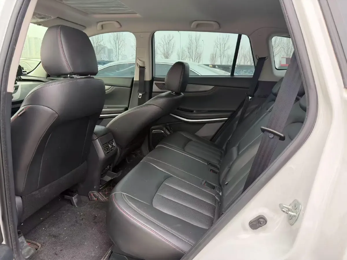 2021 ChangAn CS75 1.5T 178HP L4 7DCT,autocango,china used car exporter,china ev exporter,chinese used car exporter,chinese used ev exporter