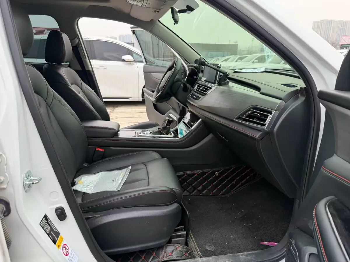 2021 ChangAn CS75 1.5T 178HP L4 7DCT,autocango,china used car exporter,china ev exporter,chinese used car exporter,chinese used ev exporter