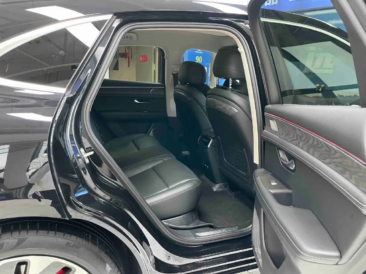 2022 JMC YuHu 7 2.0T 141HP L4 8AT,autocango,china used car exporter,china ev exporter,chinese used car exporter,chinese used ev exporter