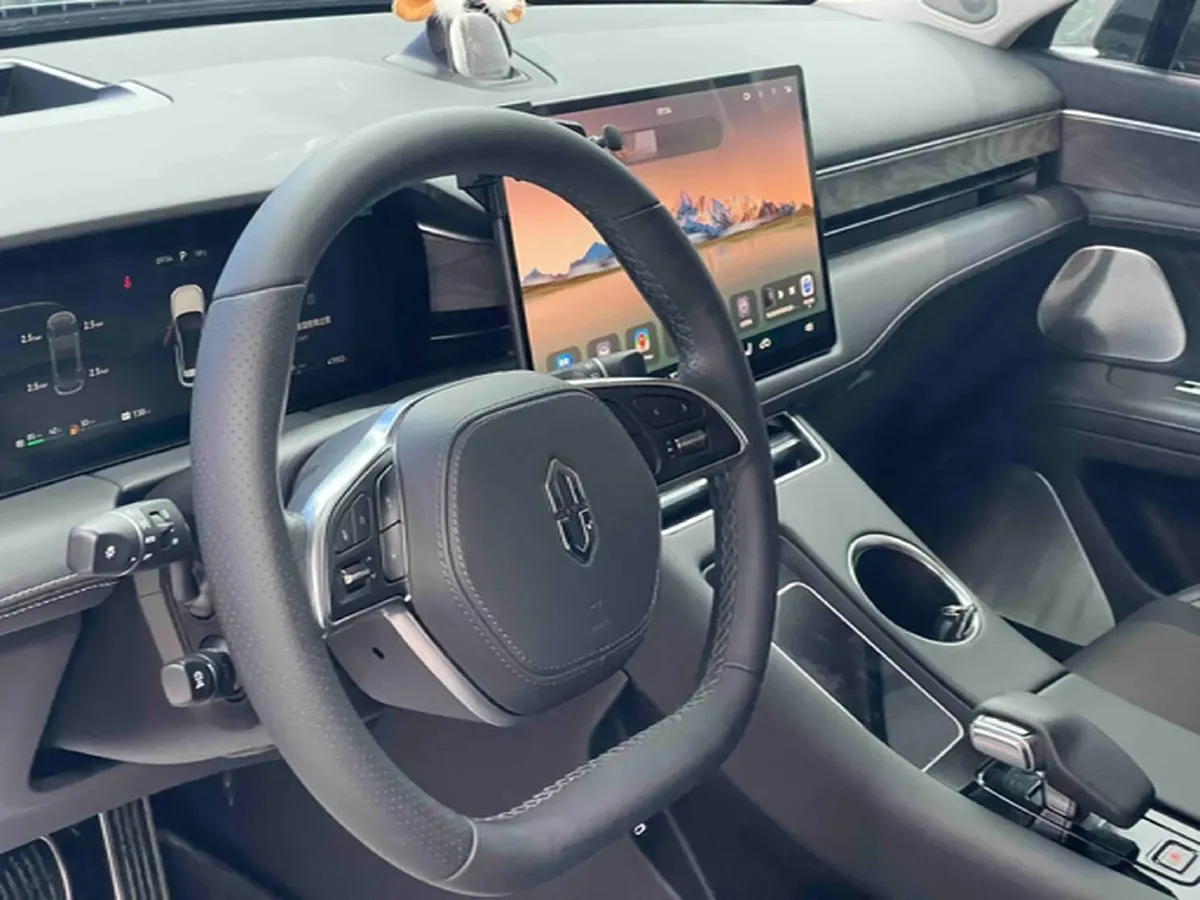 2022 JMC YuHu 7 2.0T 141HP L4 8AT,autocango,china used car exporter,china ev exporter,chinese used car exporter,chinese used ev exporter