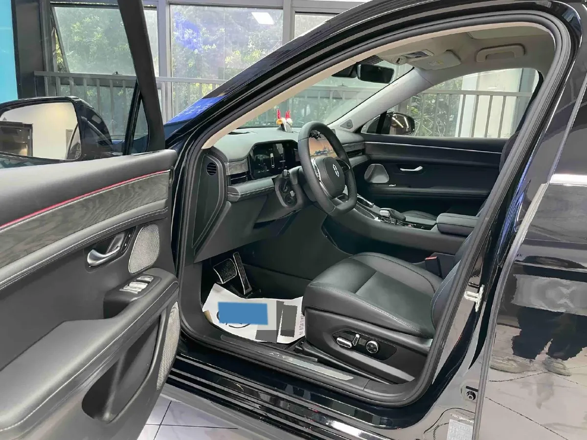 2022 JMC YuHu 7 2.0T 141HP L4 8AT,autocango,china used car exporter,china ev exporter,chinese used car exporter,chinese used ev exporter