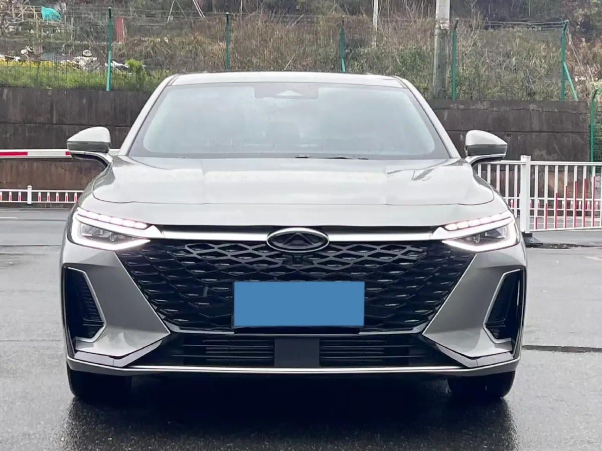 2024 Chery Arrizo 8 1.6T 197HP L4 7DCT,autocango,china used car exporter,china ev exporter,chinese used car exporter,chinese used ev exporter