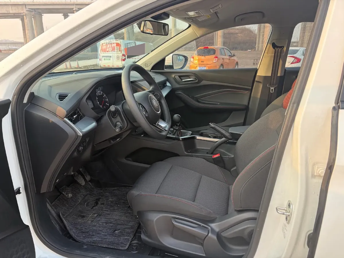 2023 MG 5 1.5L 129HP L4 5MT,autocango,china used car exporter,china ev exporter,chinese used car exporter,chinese used ev exporter