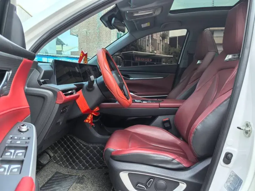 2022 ChangAn CS75 Plus 1.5T 178HP L4 6AT,autocango,china used car exporter,china ev exporter,chinese used car exporter,chinese used ev exporter