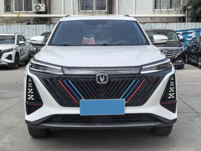 2022 ChangAn CS75 Plus 1.5T 178HP L4 6AT,autocango,china used car exporter,china ev exporter,chinese used car exporter,chinese used ev exporter