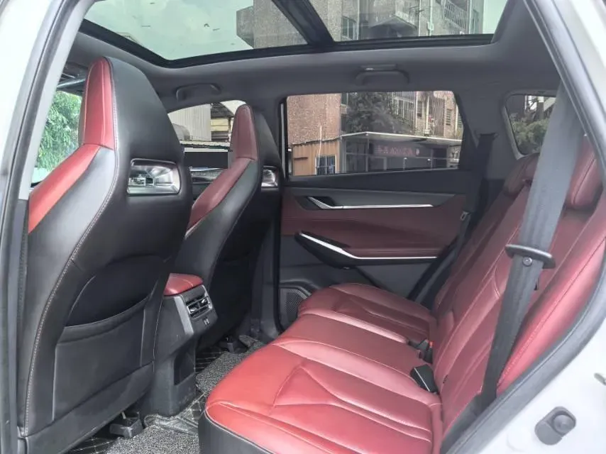 2022 ChangAn CS75 Plus 1.5T 178HP L4 6AT,autocango,china used car exporter,china ev exporter,chinese used car exporter,chinese used ev exporter