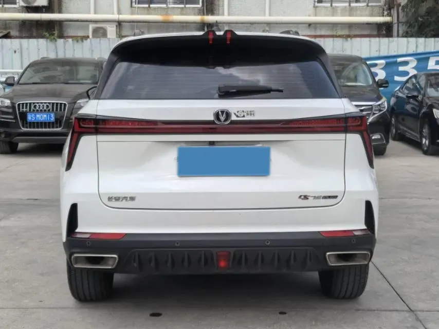 2022 ChangAn CS75 Plus 1.5T 178HP L4 6AT,autocango,china used car exporter,china ev exporter,chinese used car exporter,chinese used ev exporter