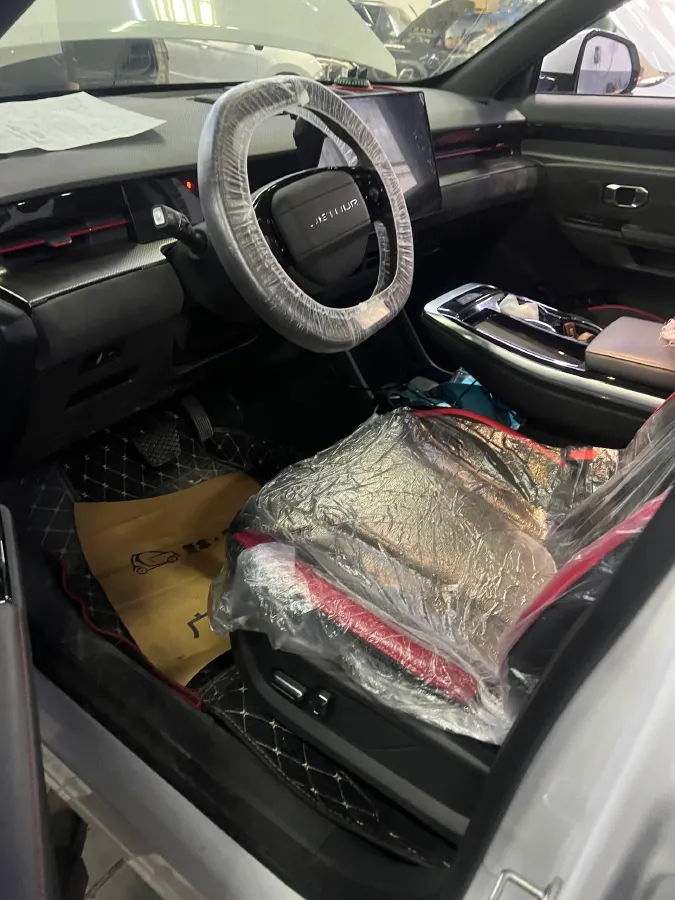 2022 Jetour DASHING 1.6T 197HP L4 7DCT,autocango,china used car exporter,china ev exporter,chinese used car exporter,chinese used ev exporter