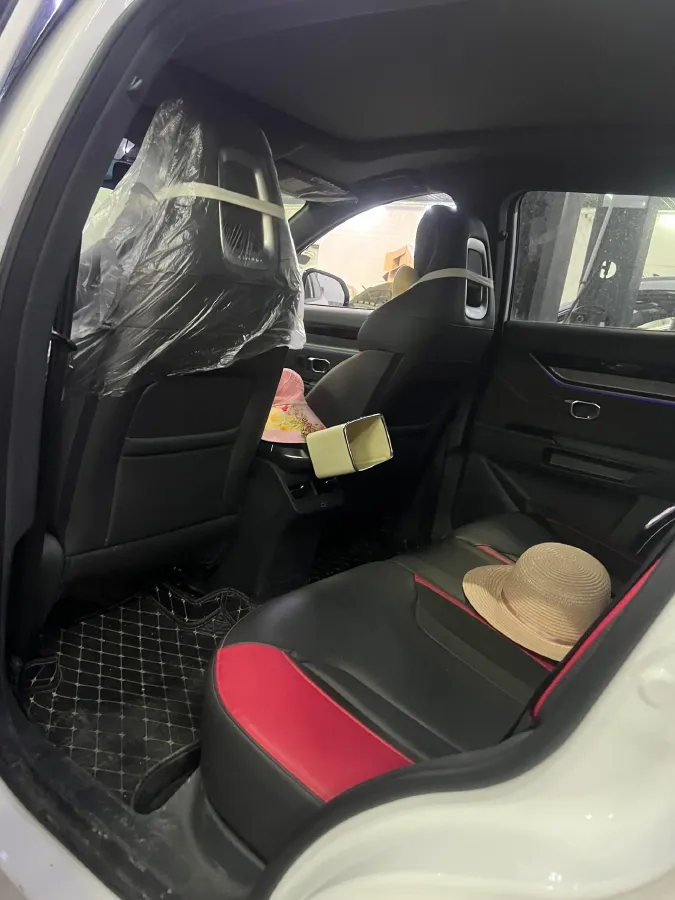 2022 Jetour DASHING 1.6T 197HP L4 7DCT,autocango,china used car exporter,china ev exporter,chinese used car exporter,chinese used ev exporter