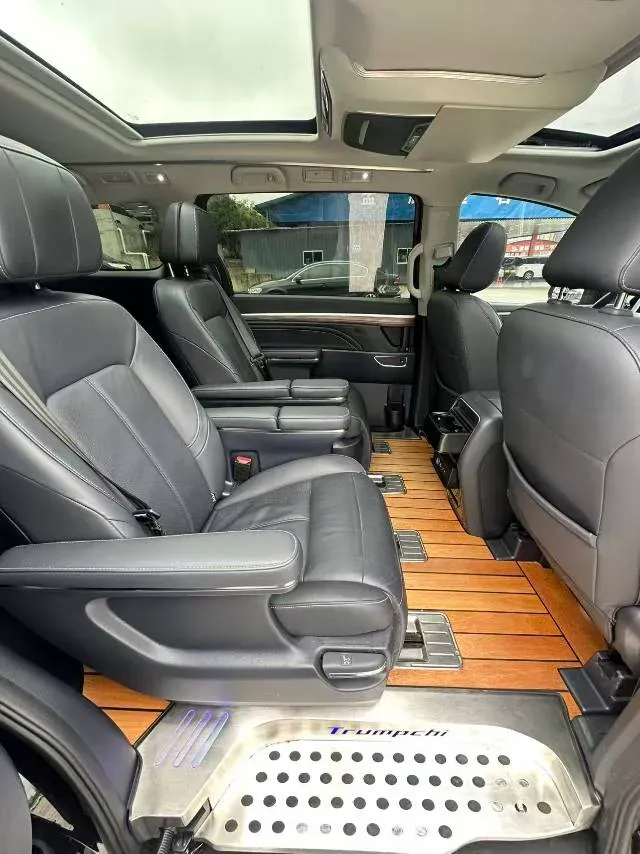 2021 GAC Trumpchi M8 2.0T 252HP L4 8AT,autocango,china used car exporter,china ev exporter,chinese used car exporter,chinese used ev exporter