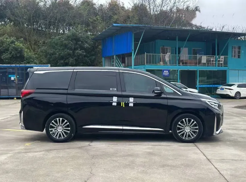 2021 GAC Trumpchi M8 2.0T 252HP L4 8AT,autocango,china used car exporter,china ev exporter,chinese used car exporter,chinese used ev exporter