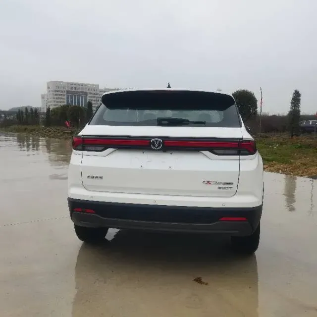 2023 ChangAn CS35 Plus 1.4T 160HP L4 7DCT,autocango,china used car exporter,china ev exporter,chinese used car exporter,chinese used ev exporter
