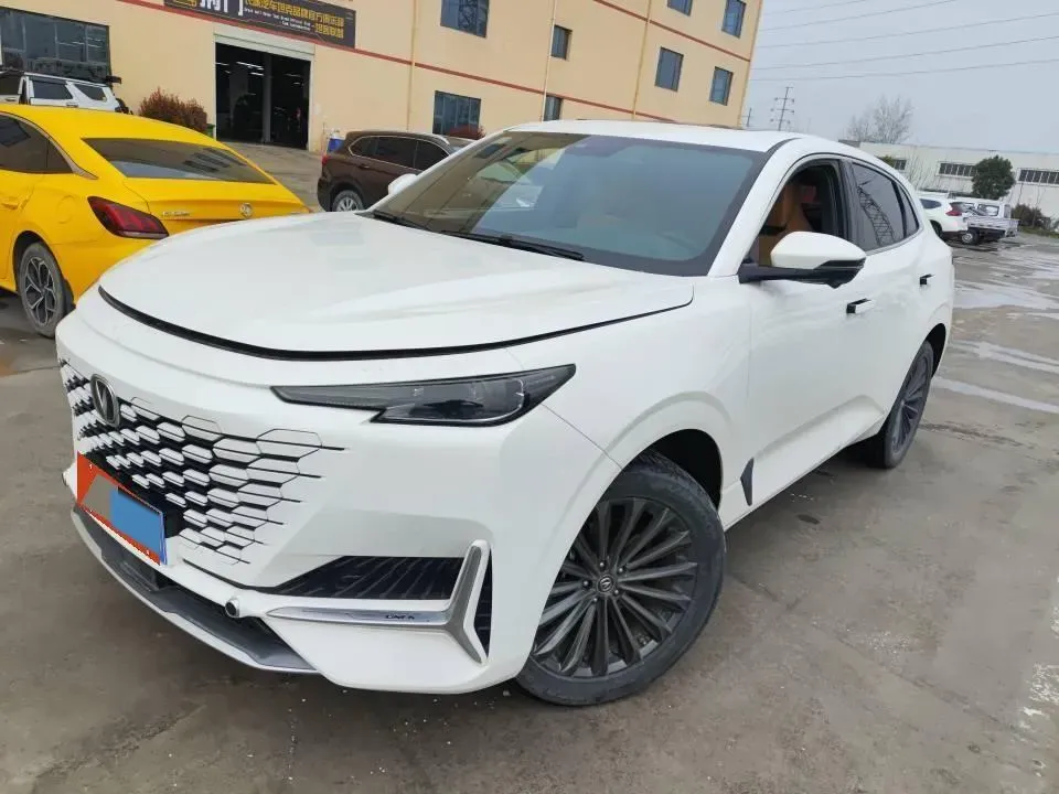 2021 ChangAn UNI-K 2.0T 233HP L4 8AT,autocango,china used car exporter,china ev exporter,chinese used car exporter,chinese used ev exporter
