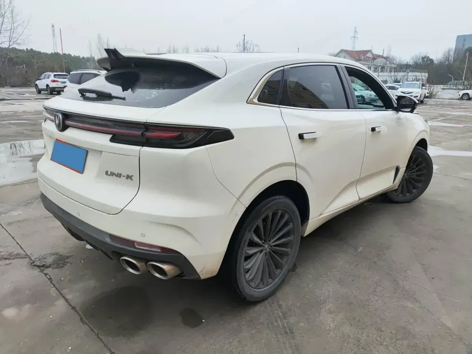 2021 ChangAn UNI-K 2.0T 233HP L4 8AT,autocango,china used car exporter,china ev exporter,chinese used car exporter,chinese used ev exporter