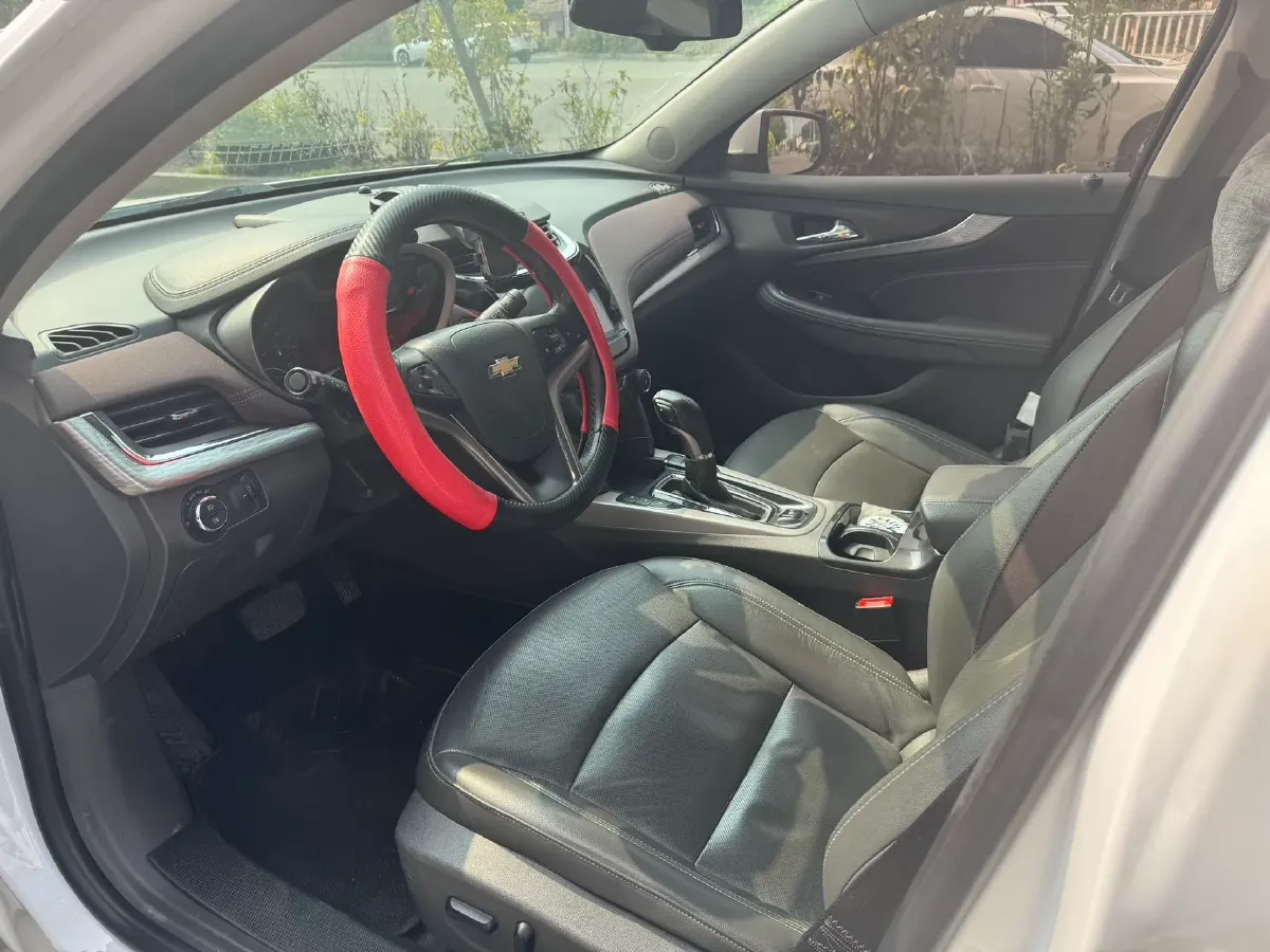 2018 Chevrolet Malibu 1.5T 170HP L4 6AT,autocango,china used car exporter,china ev exporter,chinese used car exporter,chinese used ev exporter