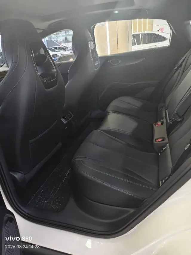 2025 BYD Seal06 BEV,autocango,china used car exporter,china ev exporter,chinese used car exporter,chinese used ev exporter