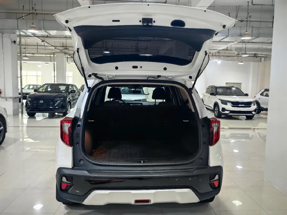 2023 Kia Seltos 1.5L 115HP L4 CVT,autocango,china used car exporter,china ev exporter,chinese used car exporter,chinese used ev exporter