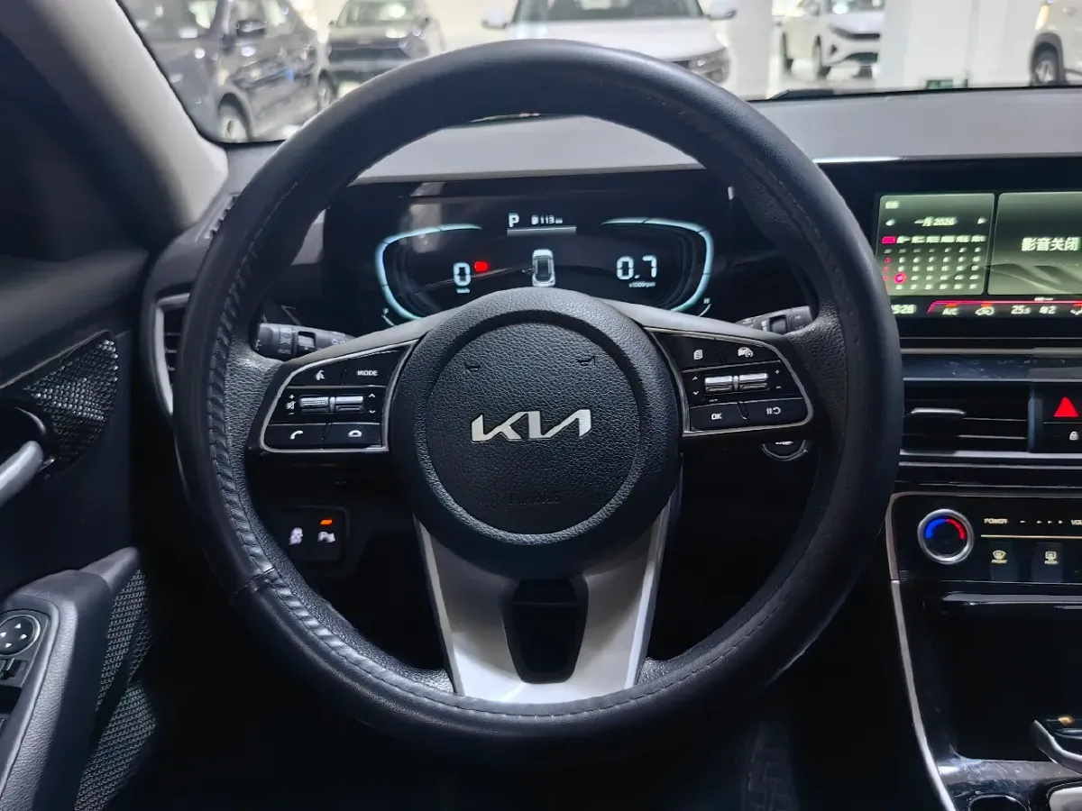 2023 Kia Seltos 1.5L 115HP L4 CVT,autocango,china used car exporter,china ev exporter,chinese used car exporter,chinese used ev exporter