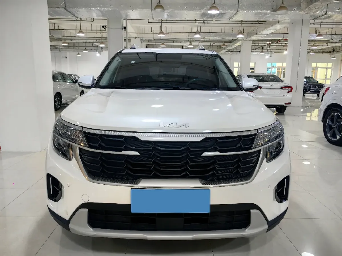 2023 Kia Seltos 1.5L 115HP L4 CVT,autocango,china used car exporter,china ev exporter,chinese used car exporter,chinese used ev exporter