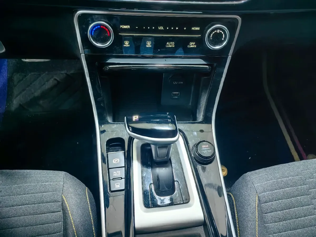 2023 Kia Seltos 1.5L 115HP L4 CVT,autocango,china used car exporter,china ev exporter,chinese used car exporter,chinese used ev exporter