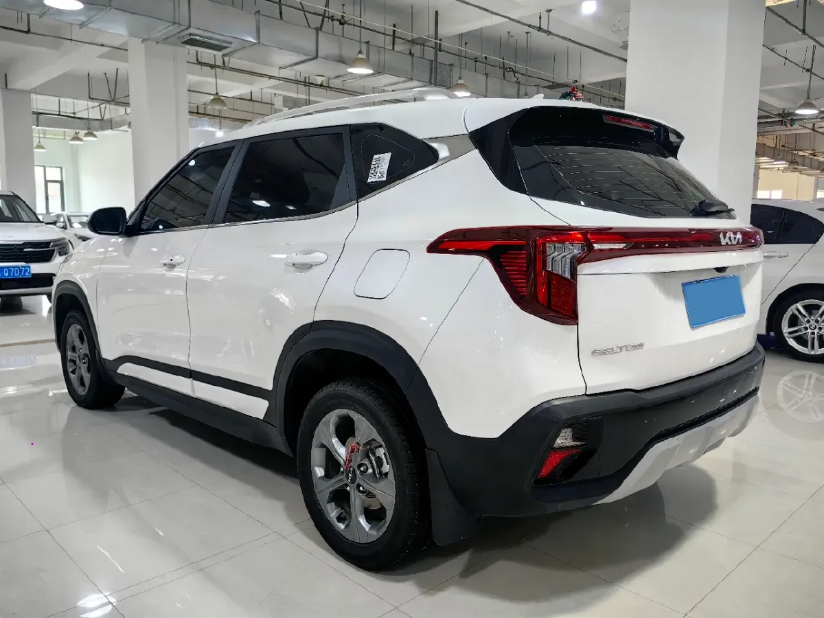 2023 Kia Seltos 1.5L 115HP L4 CVT,autocango,china used car exporter,china ev exporter,chinese used car exporter,chinese used ev exporter