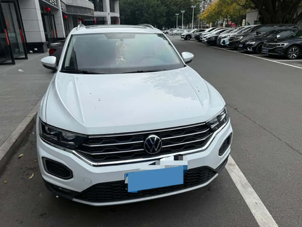 2022 Volkswagen T-Roc 1.4T 150HP L4 7DCT,autocango,china used car exporter,china ev exporter,chinese used car exporter,chinese used ev exporter