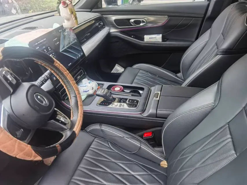 2025 GAC Trumpchi GS8 2.0T 252HP L4 8AT,autocango,china used car exporter,china ev exporter,chinese used car exporter,chinese used ev exporter