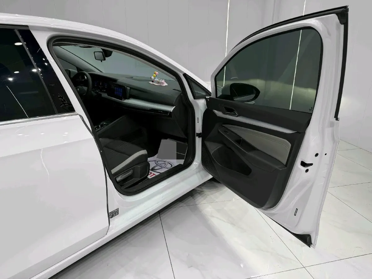 2023 Volkswagen Golf 1.4T 150HP L4 7DCT,autocango,china used car exporter,china ev exporter,chinese used car exporter,chinese used ev exporter