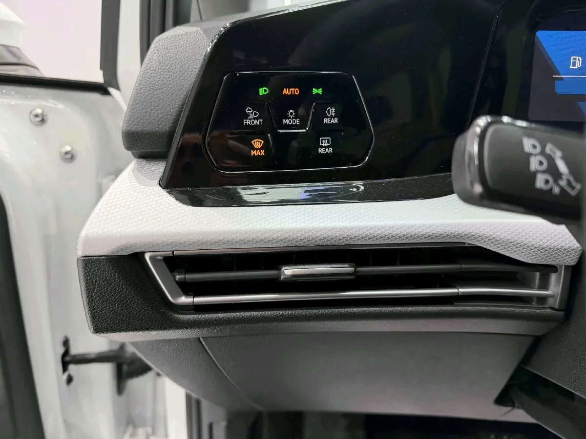 2023 Volkswagen Golf 1.4T 150HP L4 7DCT,autocango,china used car exporter,china ev exporter,chinese used car exporter,chinese used ev exporter