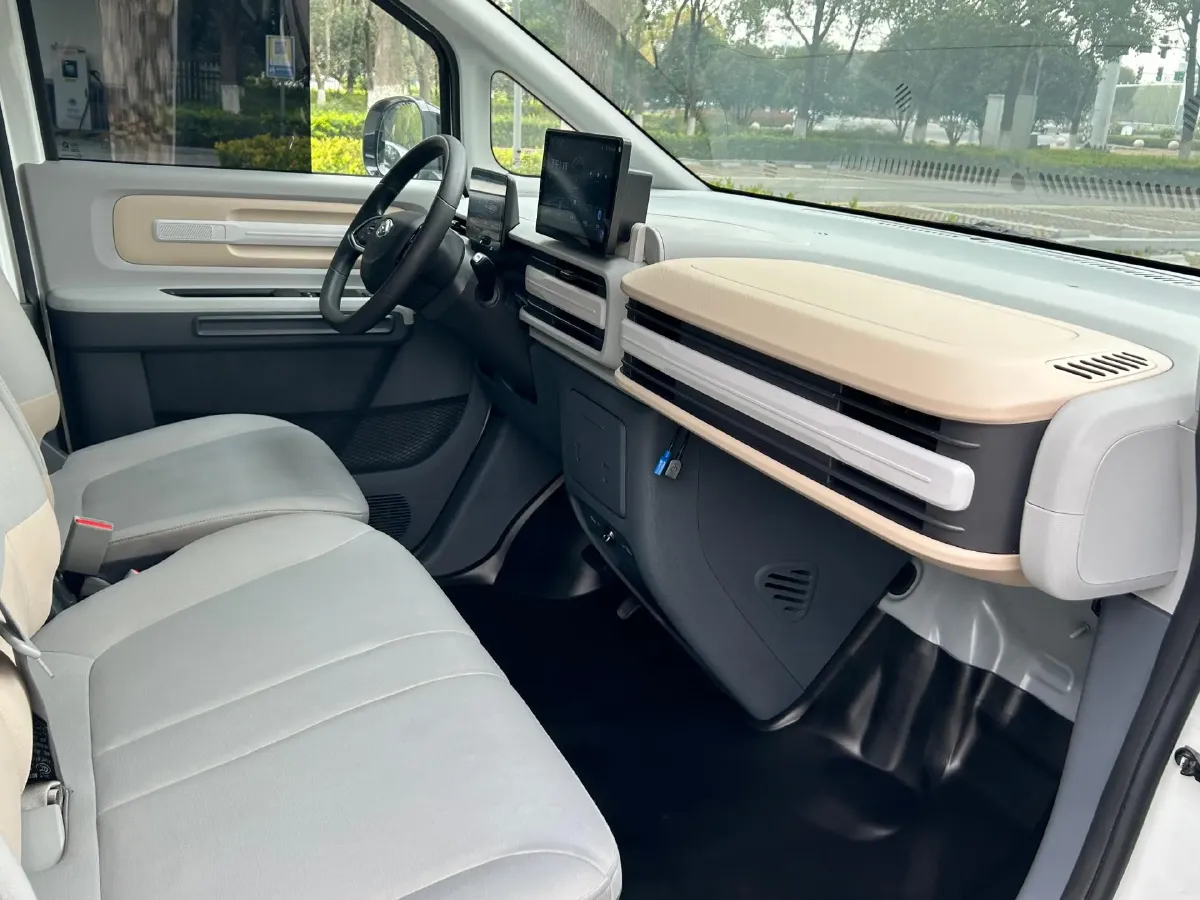 2025 MAXUS DaNa V1 BEV,autocango,china used car exporter,china ev exporter,chinese used car exporter,chinese used ev exporter