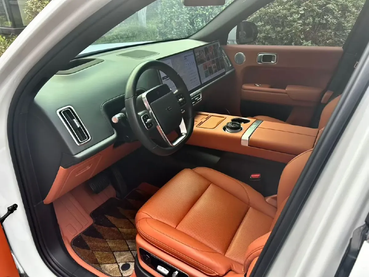 2024 Li L8 Range Extended 154HP REEV 42.8KWH,autocango,china used car exporter,china ev exporter,chinese used car exporter,chinese used ev exporter