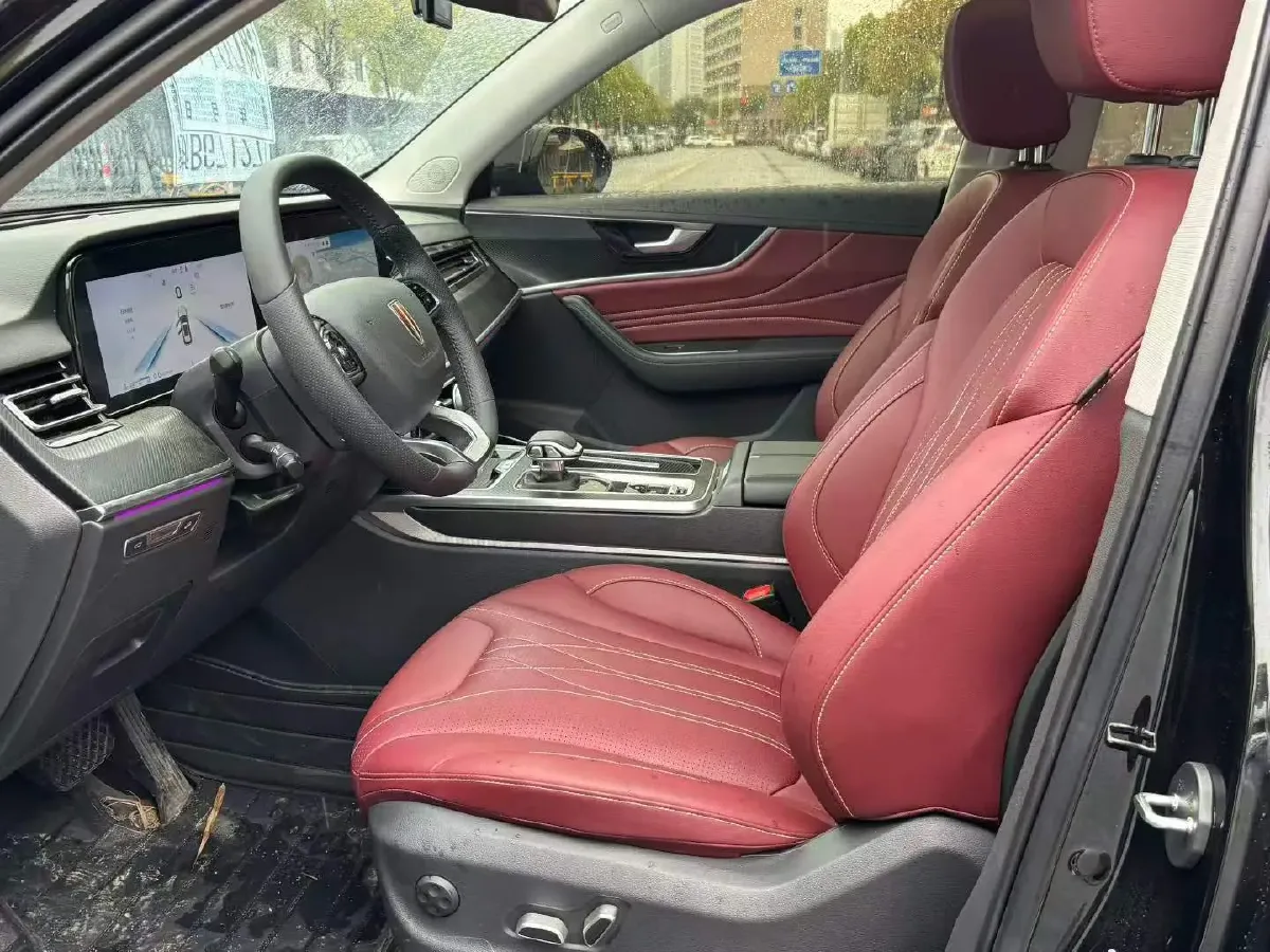 2025 HongQi HS5 2.0T 252HP L4 8AT,autocango,china used car exporter,china ev exporter,chinese used car exporter,chinese used ev exporter