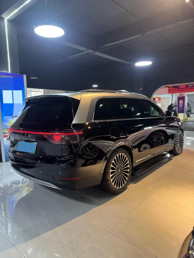 2024 AITO AITO M9 1.5T 152HP L4 REEV 42KWH,autocango,china used car exporter,china ev exporter,chinese used car exporter,chinese used ev exporter