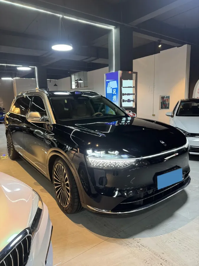 2024 AITO AITO M9 1.5T 152HP L4 REEV 42KWH,autocango,china used car exporter,china ev exporter,chinese used car exporter,chinese used ev exporter