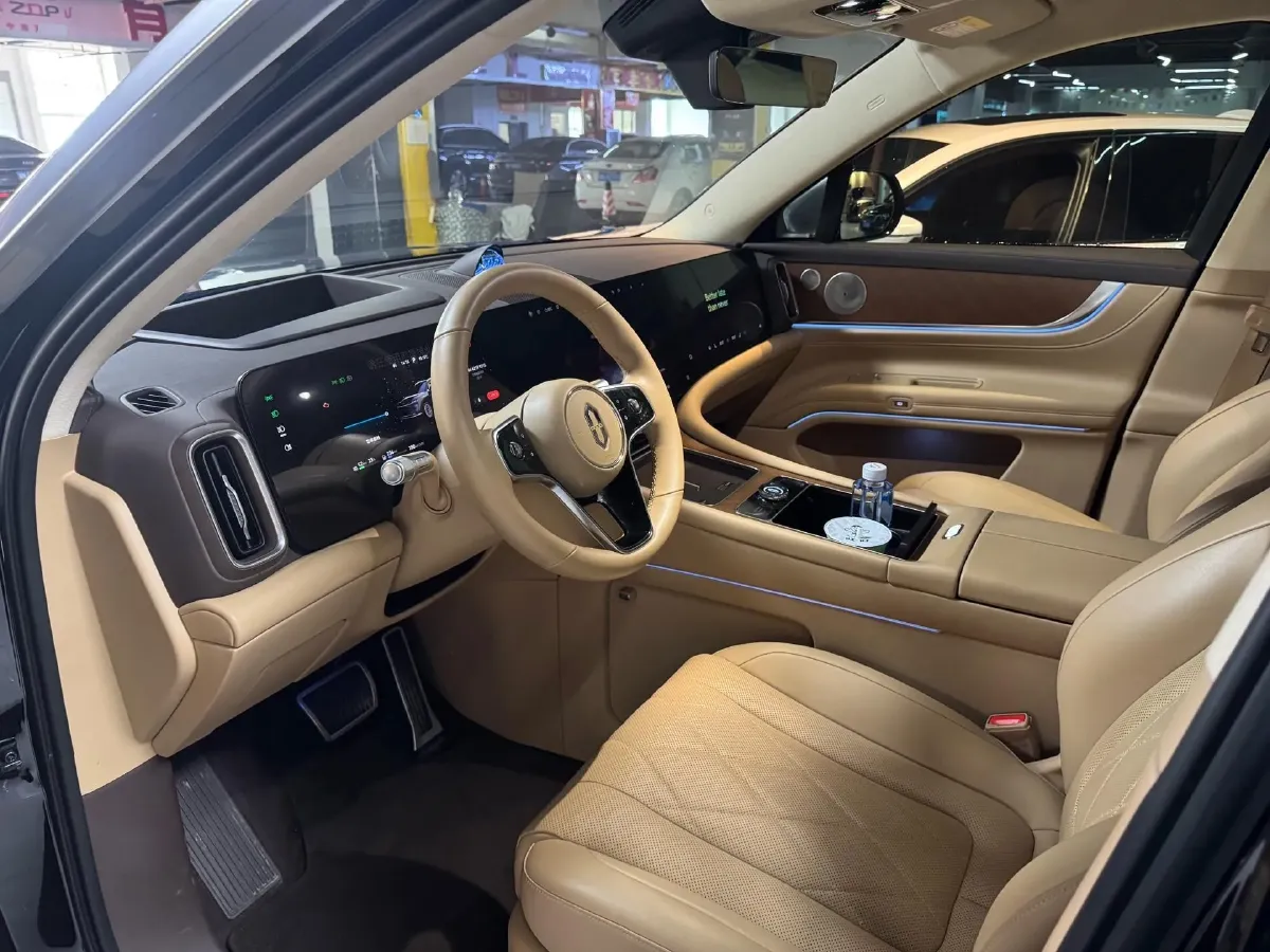 2024 AITO AITO M9 1.5T 152HP L4 REEV 42KWH,autocango,china used car exporter,china ev exporter,chinese used car exporter,chinese used ev exporter