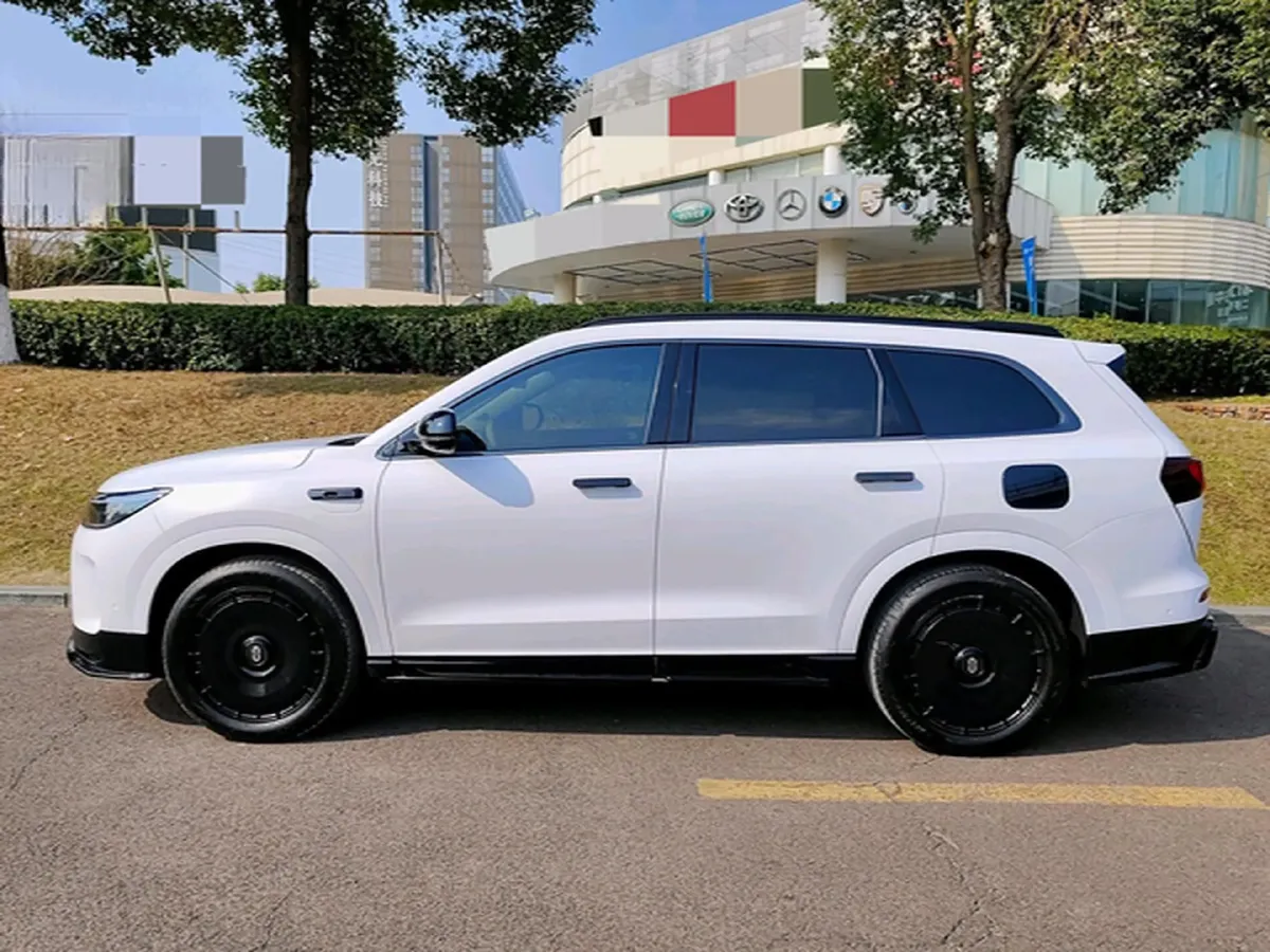 2024 AITO AITO M7 1.5T 152HP L4 REEV 40KWH,autocango,china used car exporter,china ev exporter,chinese used car exporter,chinese used ev exporter