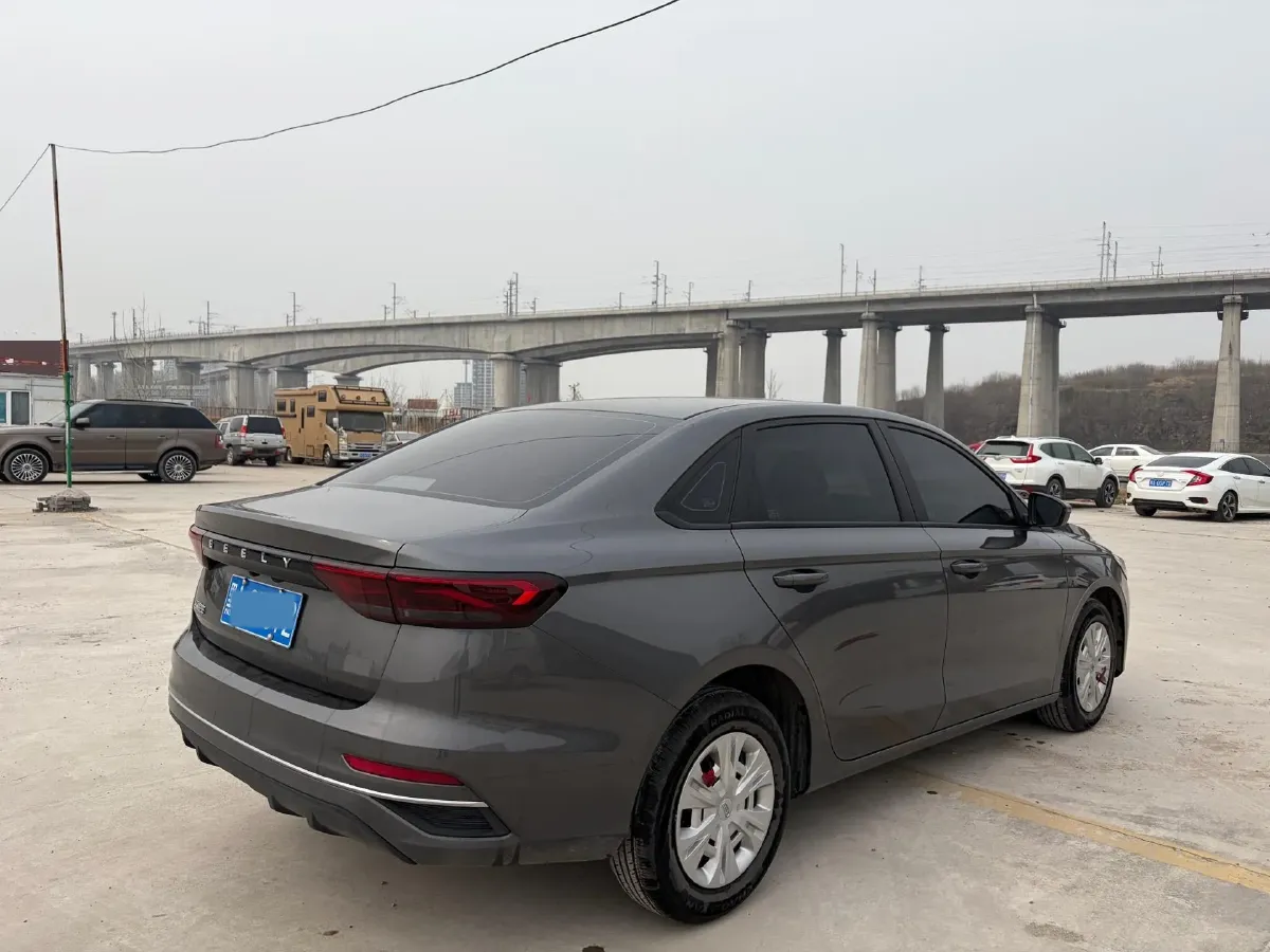 2025 Geely Emgrand 1.5L 127HP L4 5MT,autocango,china used car exporter,china ev exporter,chinese used car exporter,chinese used ev exporter