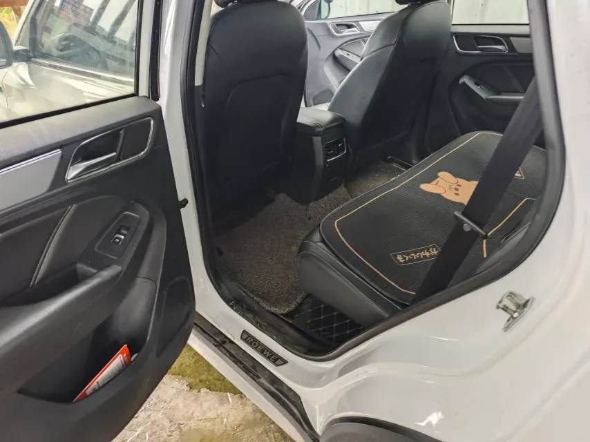 2019 Mitsubishi Eclipse Cross 1.5T 170HP L4 6MT,autocango,china used car exporter,china ev exporter,chinese used car exporter,chinese used ev exporter