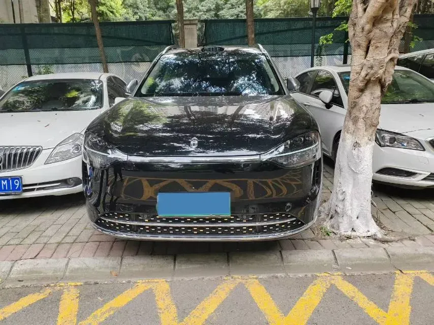 2024 AITO AITO M9 1.5T 152HP L4 REEV 52KWH,autocango,china used car exporter,china ev exporter,chinese used car exporter,chinese used ev exporter