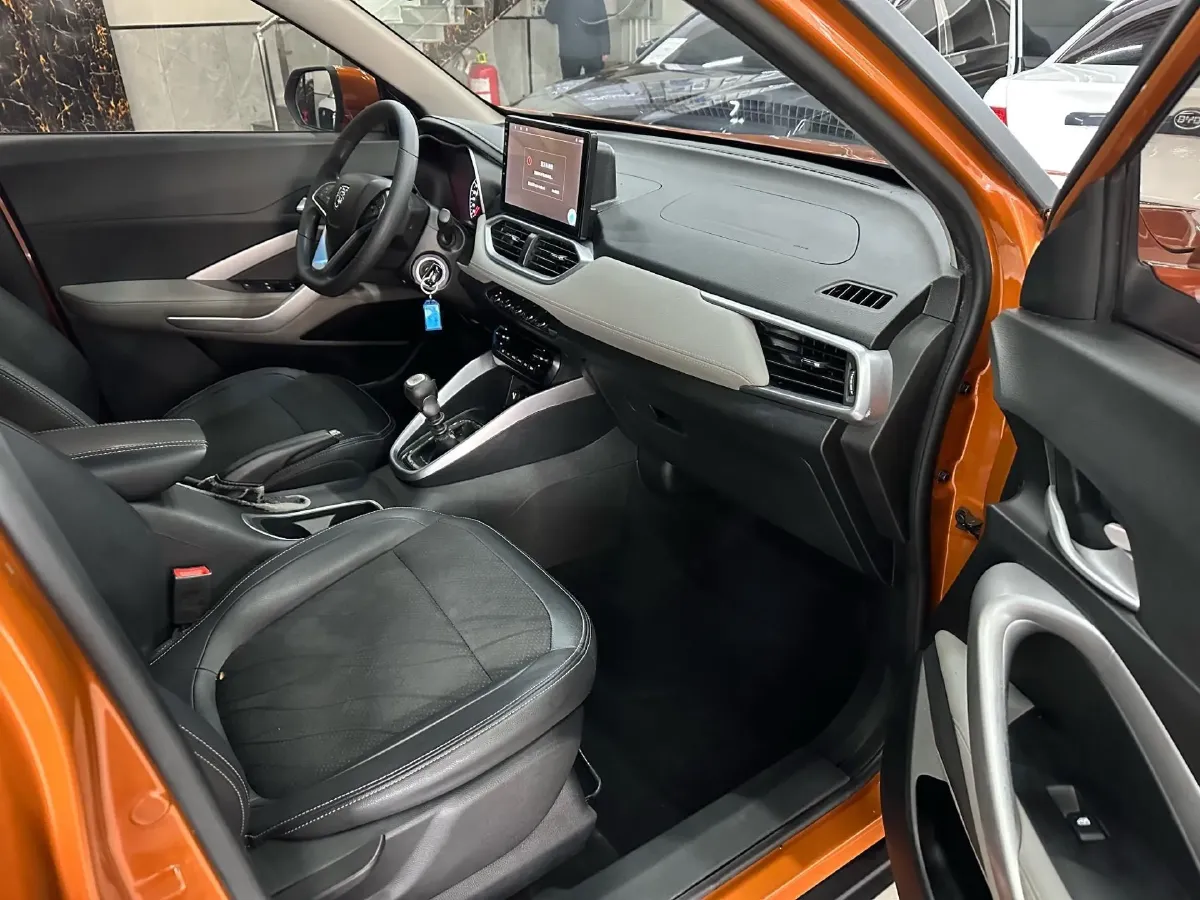 2017 BaoJun 510 1.5L 112HP L4 6MT,autocango,china used car exporter,china ev exporter,chinese used car exporter,chinese used ev exporter