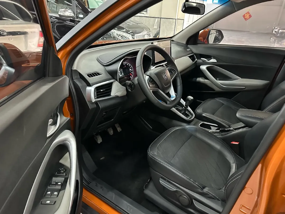 2017 BaoJun 510 1.5L 112HP L4 6MT,autocango,china used car exporter,china ev exporter,chinese used car exporter,chinese used ev exporter